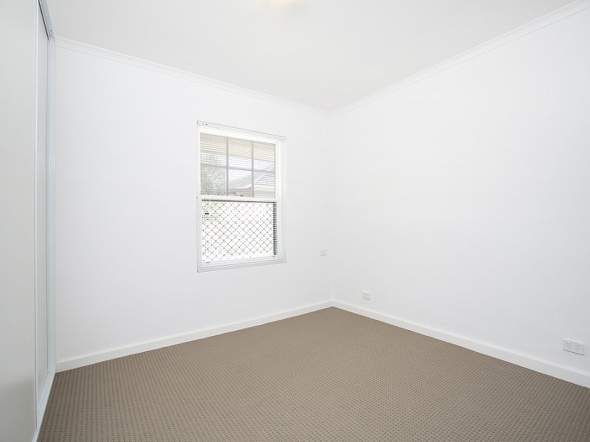 2 / 122 Railway Terrace, Ascot Park