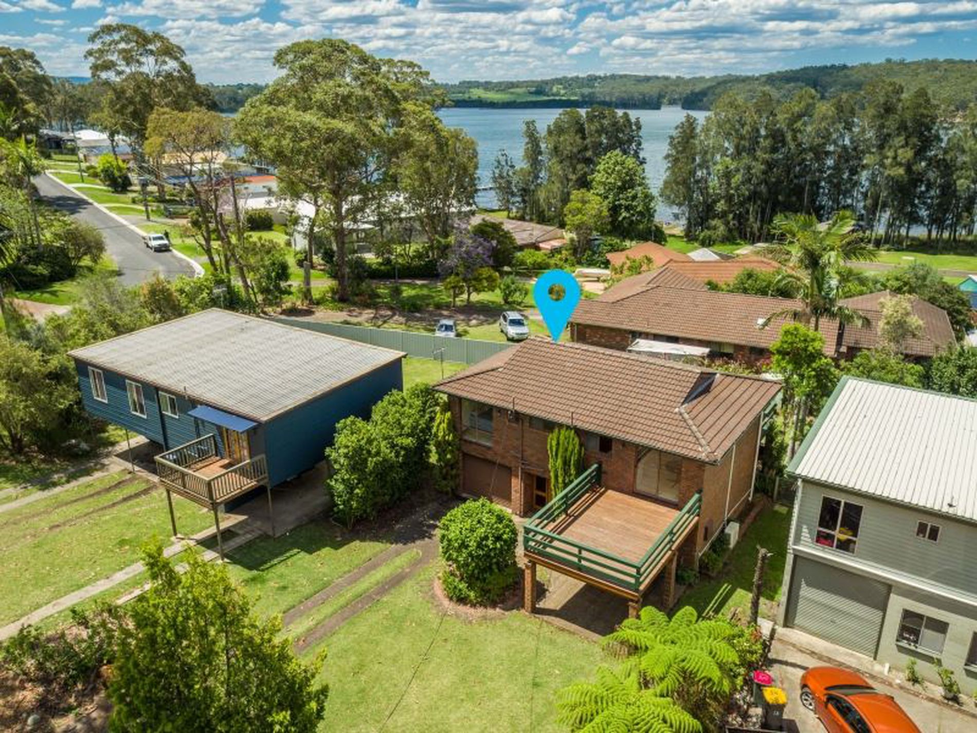 11 Kings Point Drive, Kings Point