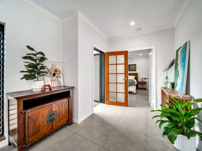 7 Carbeen Close, Holloways Beach