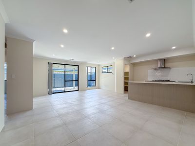 49 Rockvale Crescent, Harrisdale