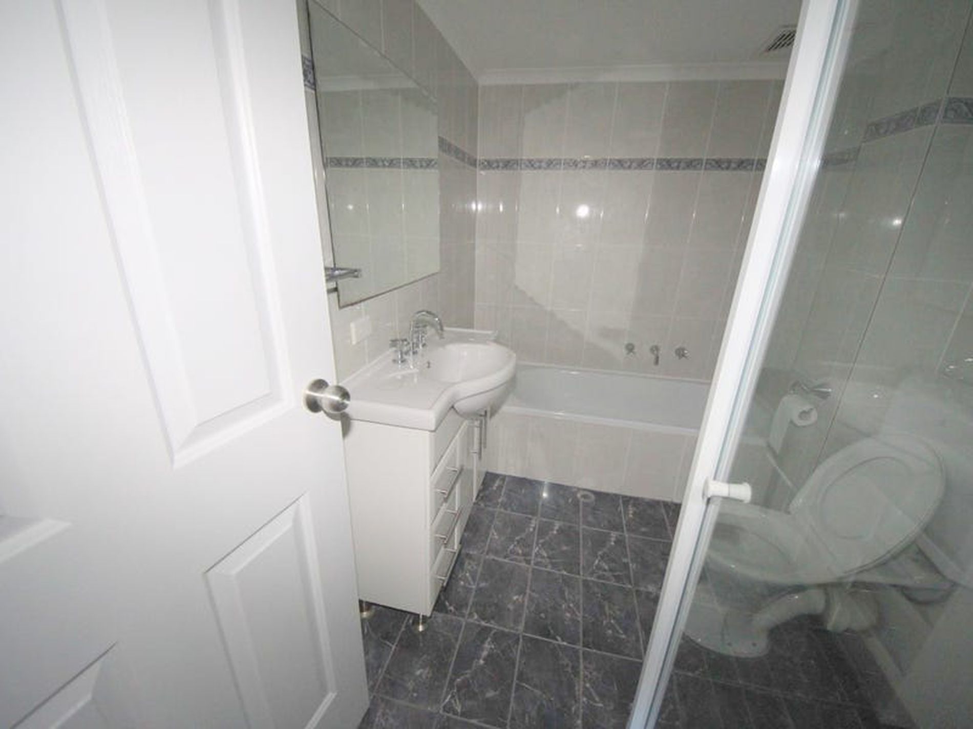 3 / 85-87 Cairds Avenue, Bankstown