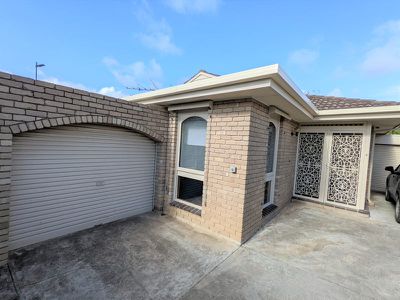 9 / 270A Pakington Street, Newtown