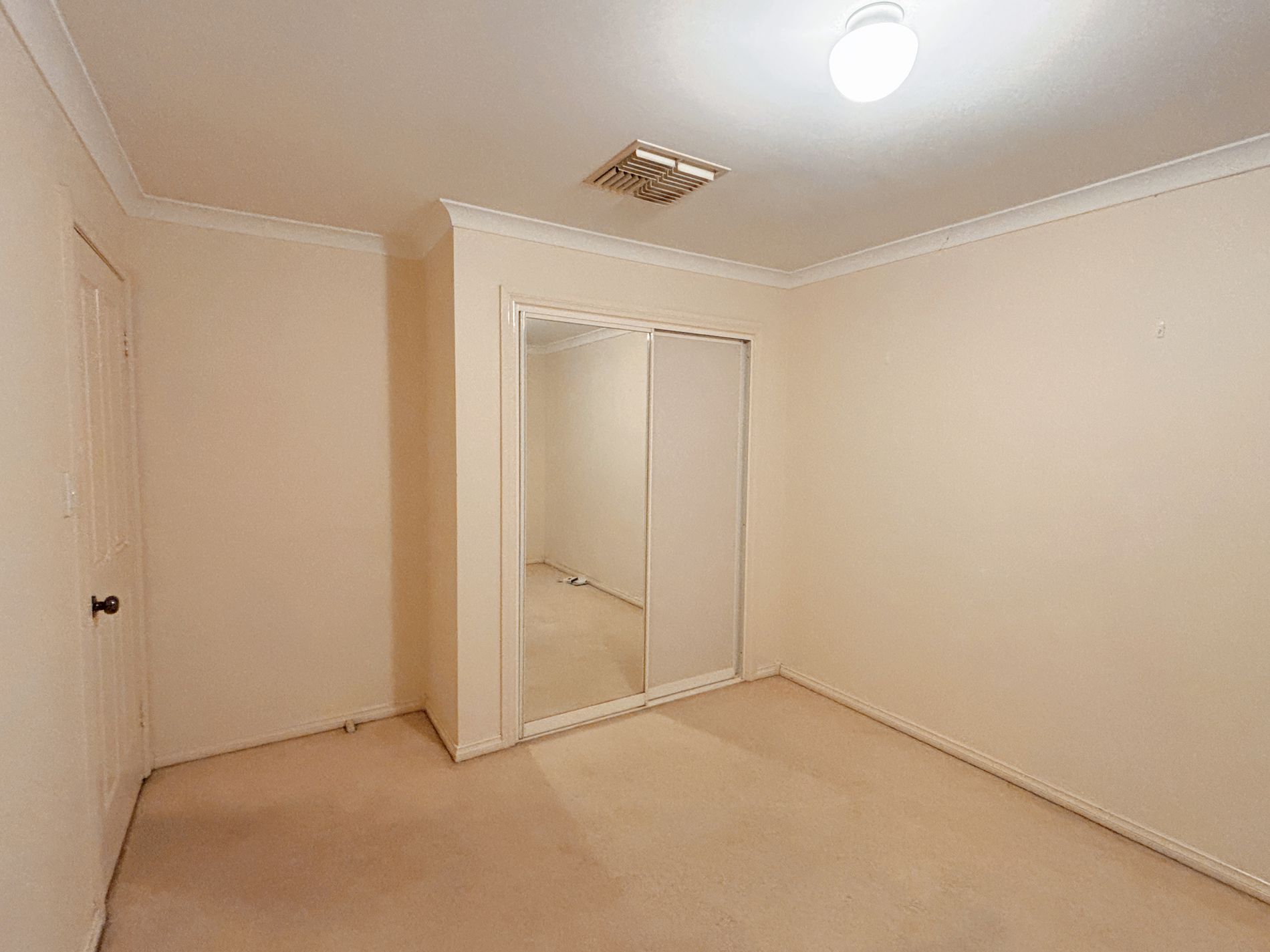 7 / 10 Great Eastern Highway, Somerville