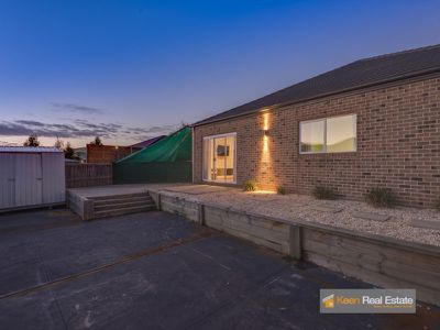 120 Livingstone Blvd, Pakenham
