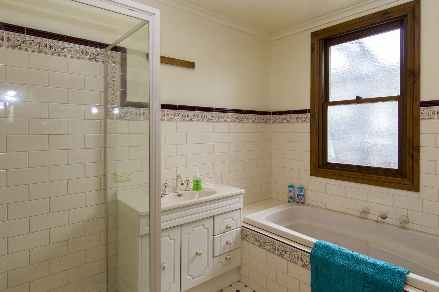 4 Edward Street, Horsham