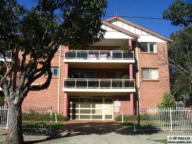 2 / 12 Seventh Avenue, Campsie