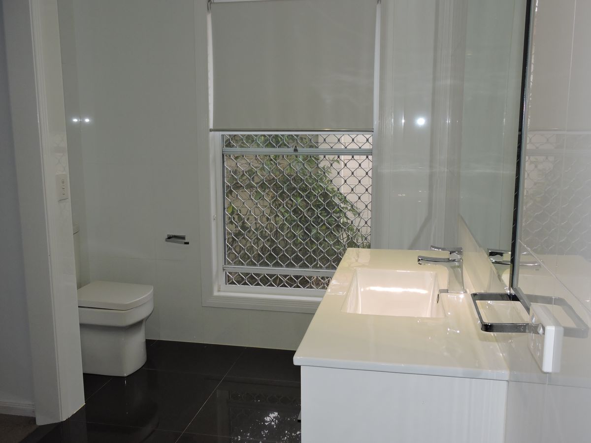 45 Portobello Drive, Mermaid Waters