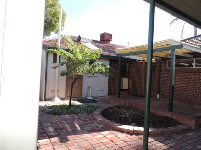 60 Lancaster Street, Dianella