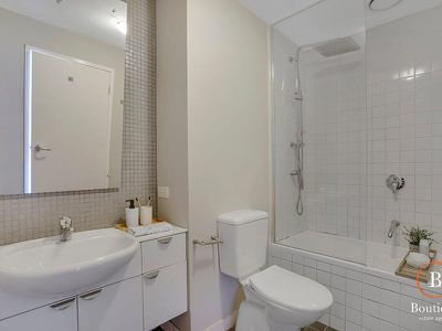 504 / 610 ST KILDA ROAD, Melbourne