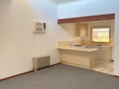 4 / 221 Anzac Ave, Seymour