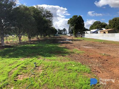 9 King Street, Dingee