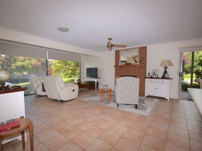 67 St Bernard Drive , Tawonga South