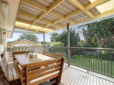 18 Albatross Avenue, Hawks Nest