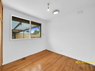 43 Gillespie Road, St Albans