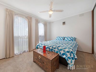 12 Huxley Avenue, Dandenong North
