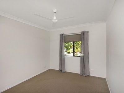 13 Blackwood Ave, North Ipswich