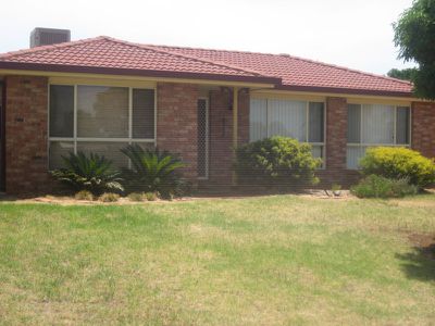 21 Swan Street, Dubbo