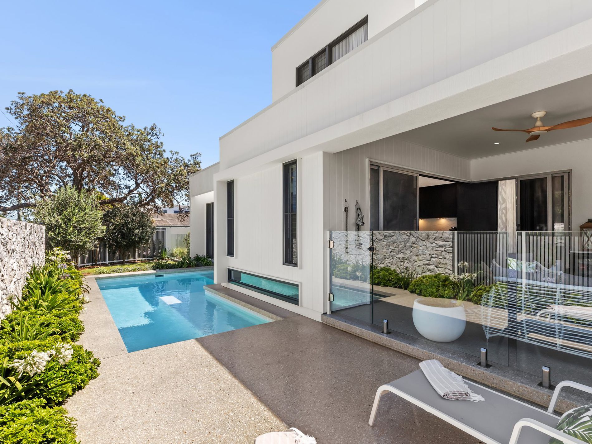 2 / 1A Palkana Drive, Warana