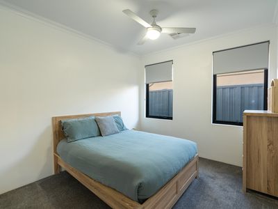 27 Coruscant Glade, Baldivis