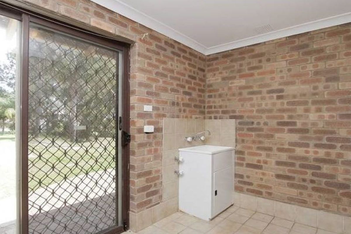 16 Livingstone Drive, Canning Vale