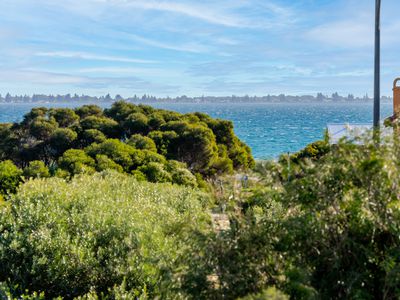 14 Shore Lane, Port Kennedy