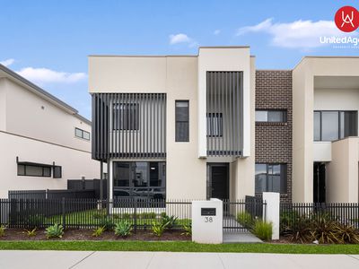 38 Brangus Loop, Oran Park