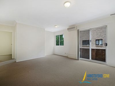 1 / 16 Henry Street, Parramatta