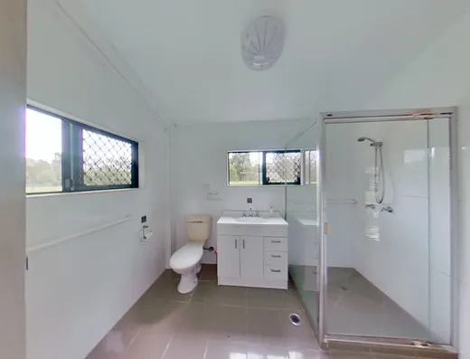 Large 1 bedroom home in Cooroibah image 9