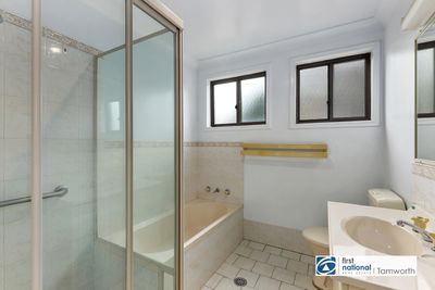4 / 71 Fitzroy Street, Tamworth