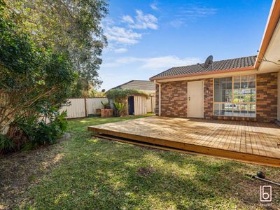 6 Albatross Close, Forresters Beach