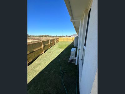 17 Hardy Drive, Laidley North