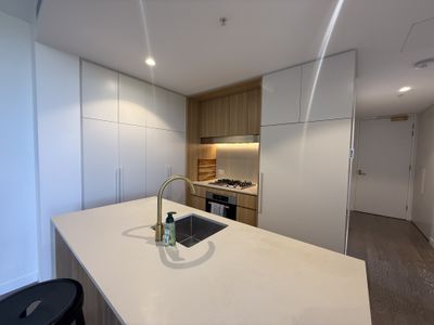 B902 / 80 Waterloo Road, Macquarie Park
