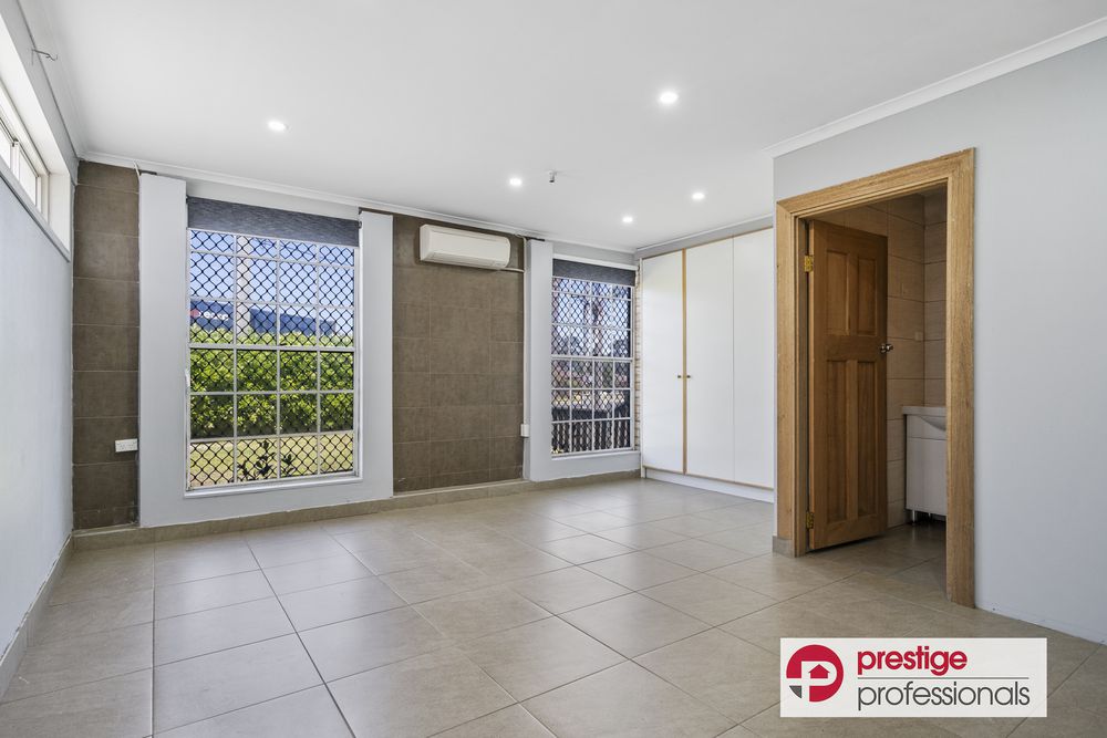 211 Nuwarra Road, Moorebank