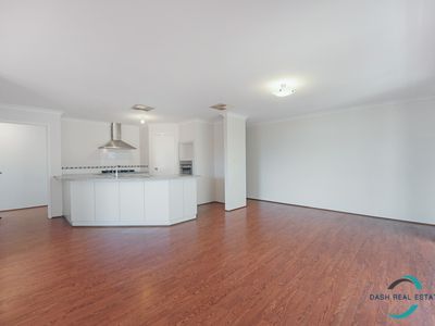 15 Newington Pass, Ellenbrook