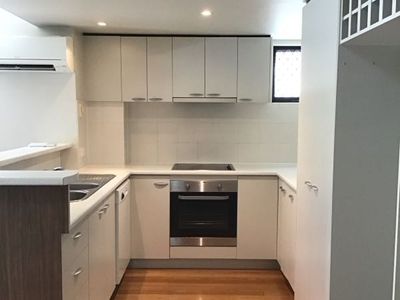 1 / 14 Grimes Street, Auchenflower