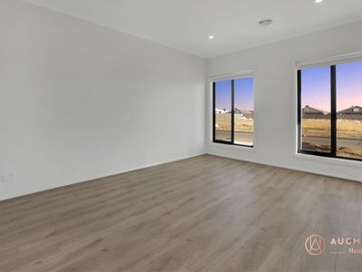 32 Cruz Road, Winter Valley