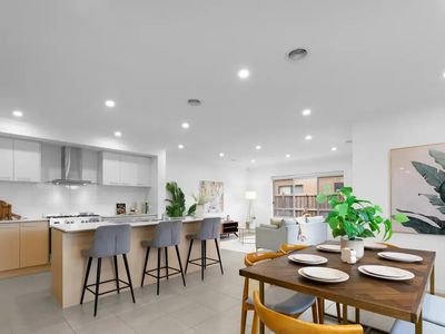 9 Hutchence Drive, Point Cook