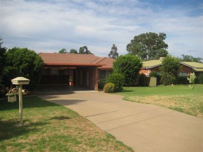 7 Trafalgar Place, Dubbo