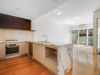 18 / 10 Tennyson Street, St Kilda