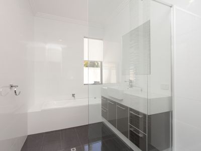 6B Moore Street, Dianella