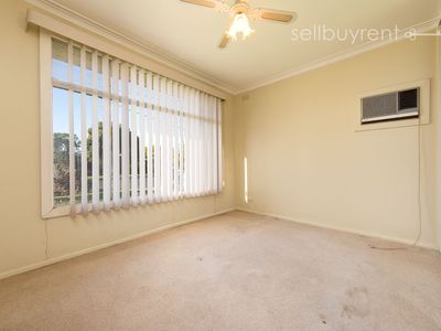 305 KOOBA STREET, North Albury