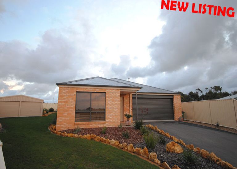 30 Madeira Close, Portland