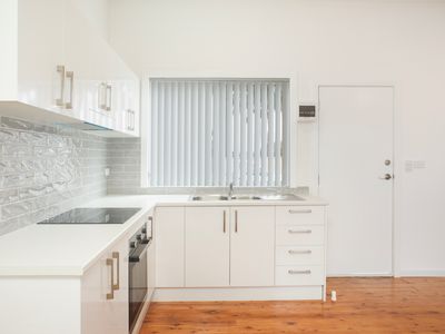 2 / 104 Waratah Street, Windang