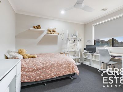 56 Ranfurlie Boulevard, Cranbourne West