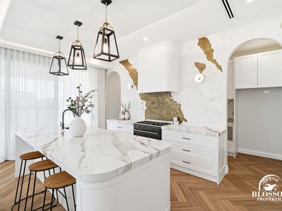 45  Almandin Street (THE GABLES), Box Hill