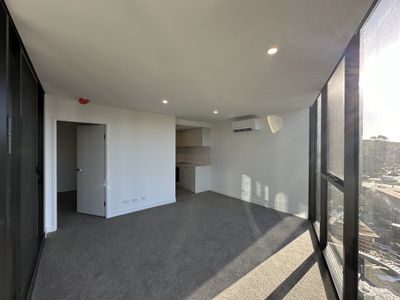 409 / 11 Launceston Street, Phillip