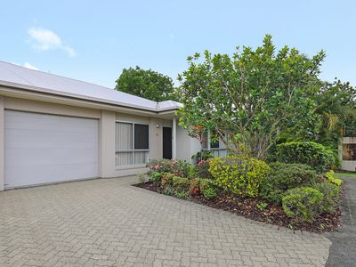 32 / 2 Grand Parade, Parrearra