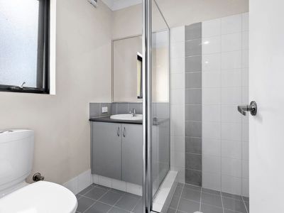 21 Meridian Way, Kwinana Town Centre