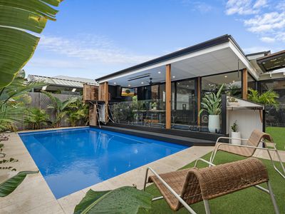 10 Broadway, South Brighton