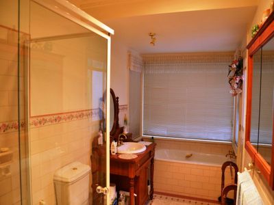 84 Lakeside Avenue, Mount Beauty